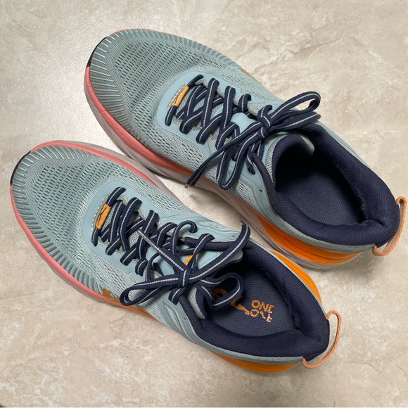 HOKA One One Bondi 7 Athletic Running Shoes - Picture 13 of 13